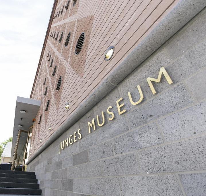 Schriftzug Junges Museum am Museumsquartier © HMF Stefanie Kösling